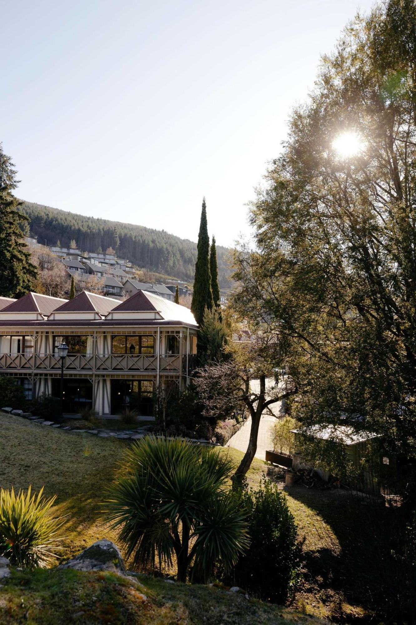 Sherwood Queenstown Exteriér fotografie